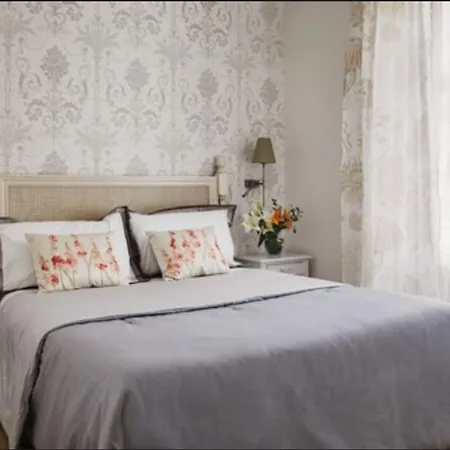 Hotel Infanta Isabel By Recordis 3*