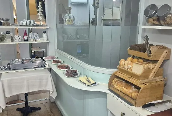 Infanta Isabel By Recordis Hotel 3*